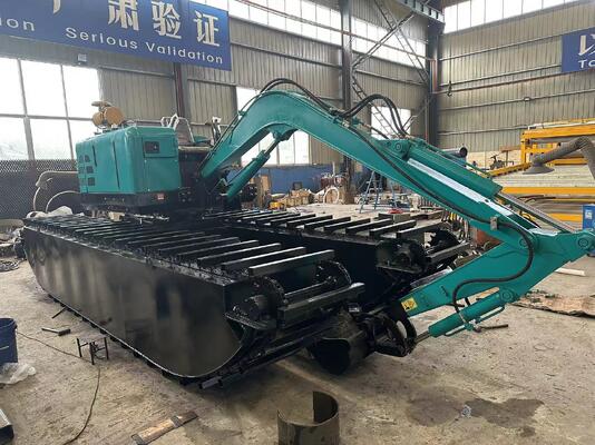 Wetland Amphibious Excavator With Q355B Reinforced Steel 40Cr Hard Wearing Steel
