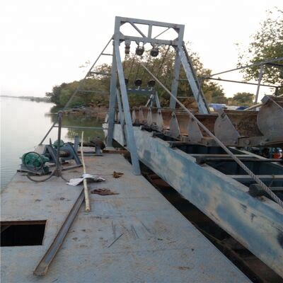 Diesel Bucket Chain Dredger 6-14m Dredging Depth for Gold / Diamond Mining