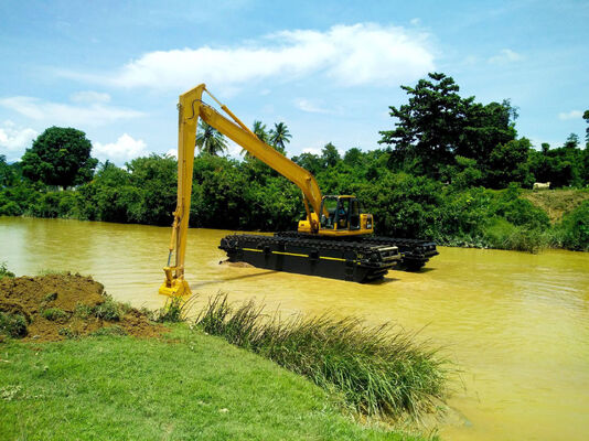 4000mm Maximum Excavation Height Amphibious Excavator with 750mm Track Shoe Width and 4.2m Digging Arm