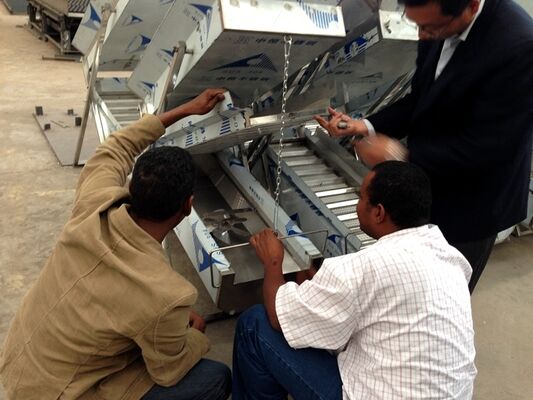 Portable Gold Mining Equipment 1-3t/h 220/380V for Alluvial Gold Washing