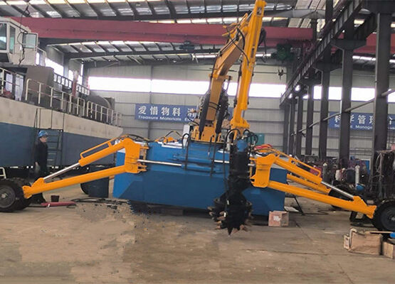 194KW Engine Amphibious Dredger for Weed Removal / Dirt Excavation