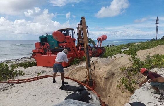 Self Propulsion Amphibious Dredger for Construction / River Dredging