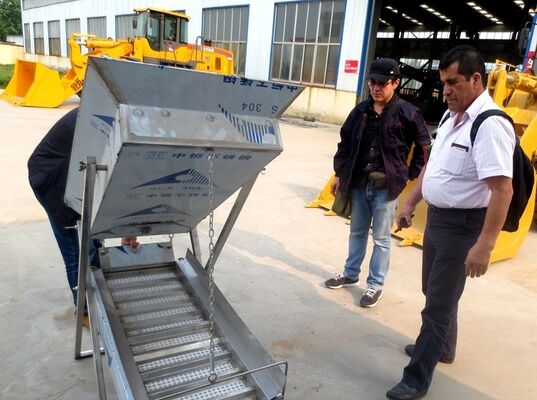 Portable Gold Mining Equipment 1-3t/h 220/380V for Alluvial Gold Washing