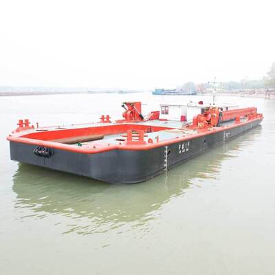 Self Propelled Steel Work Boat 60T Max Capacity 45KW for Sand Transportation