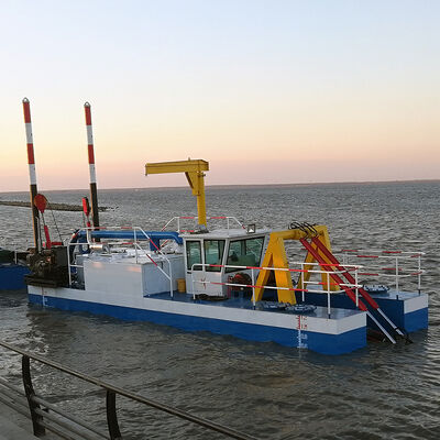 Square Or Round Shape Ladder Cutter Suction Dredger Hydraulic Winch Spud Carrier Moving Way Cutter Head Power 180450kw