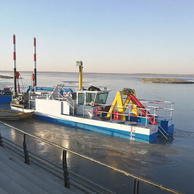 Diesel Power Cutter Suction Dredger 8m Dredging Depth 100cm Draught