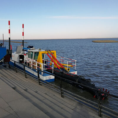 River Course Testing Cutter Suction Dredger 298kw with Water Flow Meter